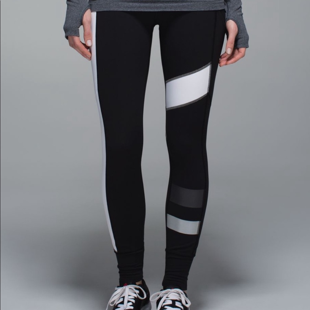 Lululemon NWT speed tight II SE reflective size 4